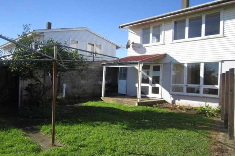 Photo of property in 16 Mahoe Street, Levin, 5510