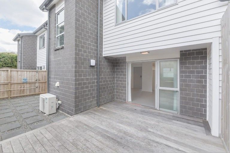 Photo of property in 169c Wallace Road, Mangere Bridge, Auckland, 2022