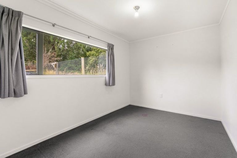 Photo of property in 19 Matipo Crescent, Pukete, Hamilton, 3200