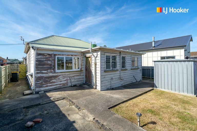 Photo of property in 2 Council Street, Saint Kilda, Dunedin, 9012