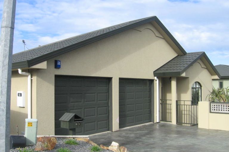 Photo of property in 21 Jordan Street, Island Bay, Wellington, 6023