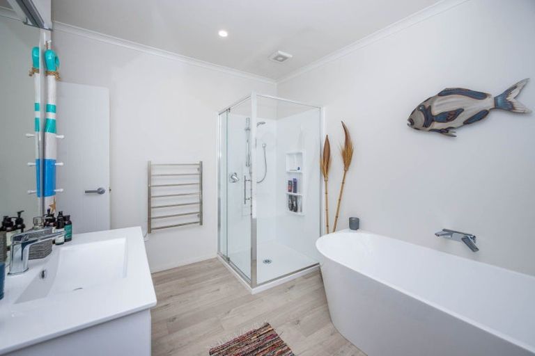 Photo of property in 1111c Te Waitere Road, Taharoa, 3988