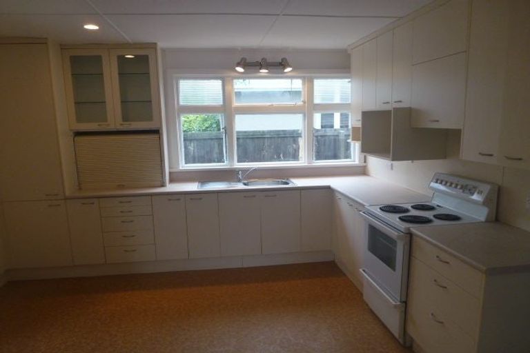 Photo of property in 7 Nyoli Street, Northcote, Christchurch, 8052