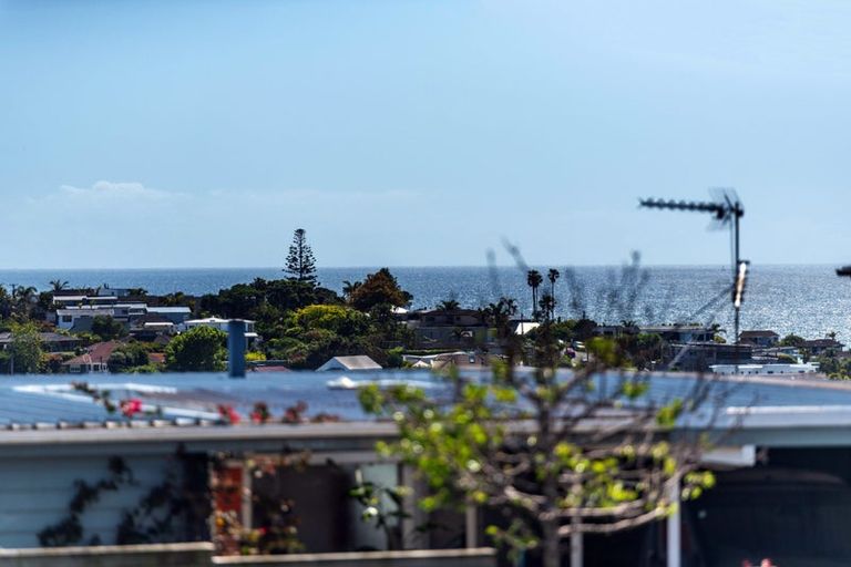 Photo of property in 1/30 Sunrise Avenue, Mairangi Bay, Auckland, 0630