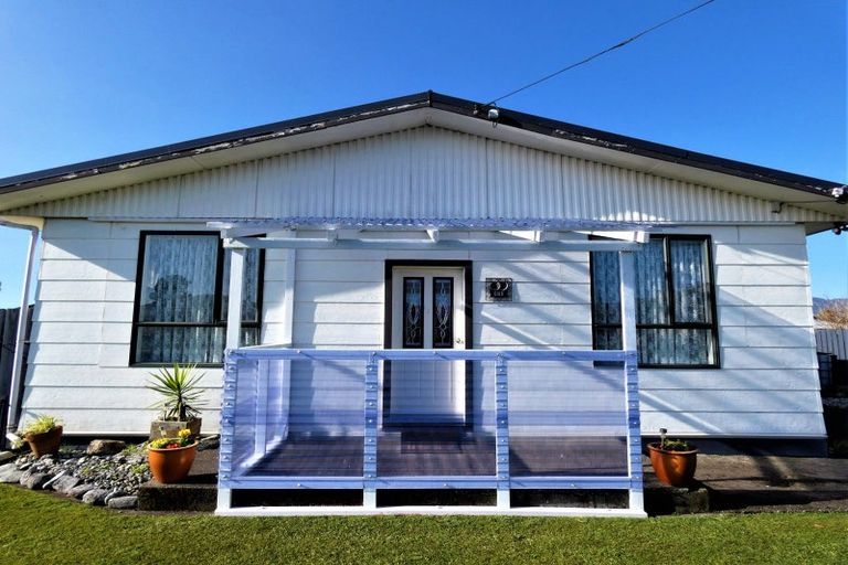 Photo of property in 121 Romilly Street, Westport, 7825