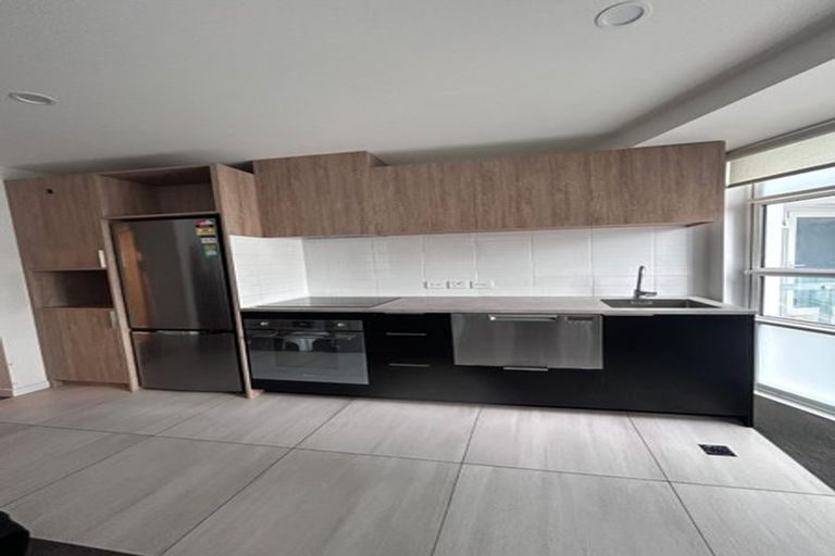 Photo of property in Pinnacle Apartments, W704/160 Victoria Street, Te Aro, Wellington, 6011