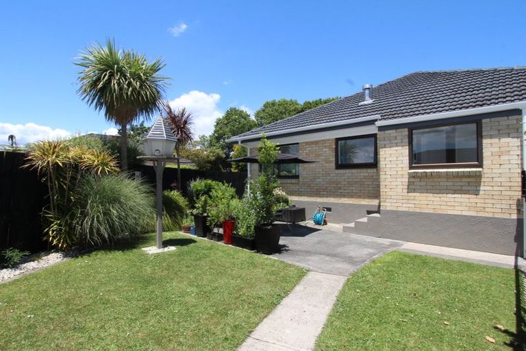 Photo of property in 20 Willis Road, Papakura, 2110