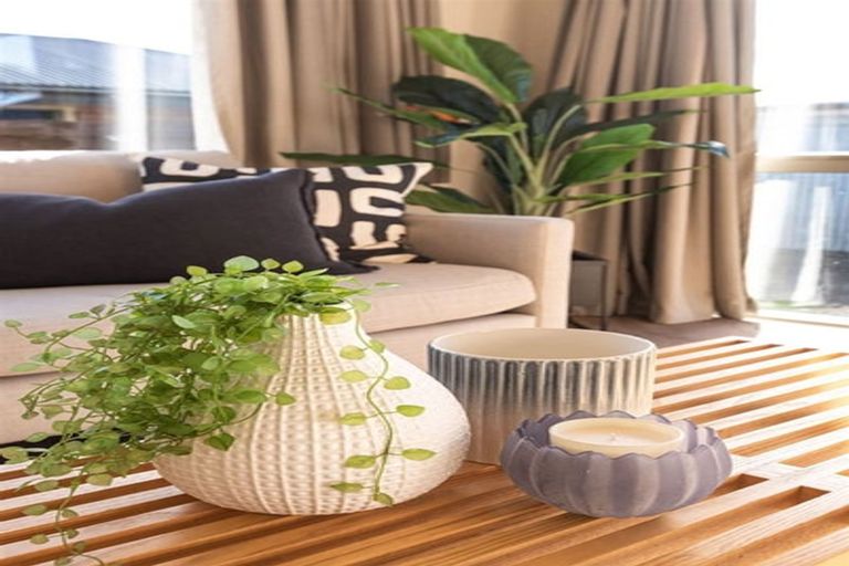 Photo of property in 2/373 Main Road North, Redwood, Christchurch, 8051