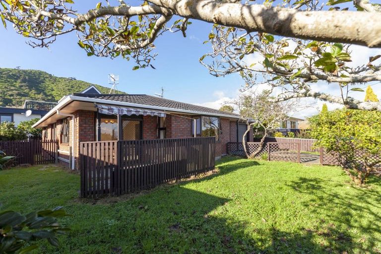 Photo of property in 29 Winara Avenue, Waikanae, 5036