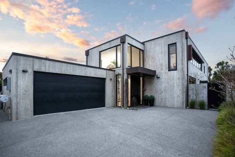 Photo of property in 26 Bannister Place, Ilam, Christchurch, 8053
