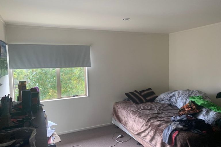 Photo of property in 3 Gina Avenue, Ranui, Auckland, 0612