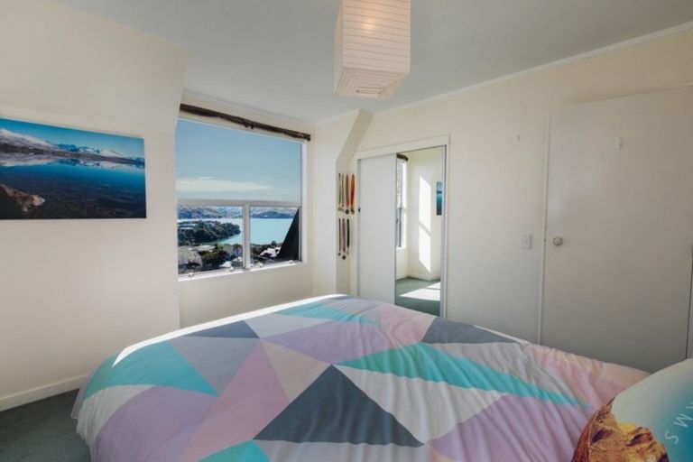 Photo of property in 1/12 Kenef Road, Paremata, Porirua, 5024