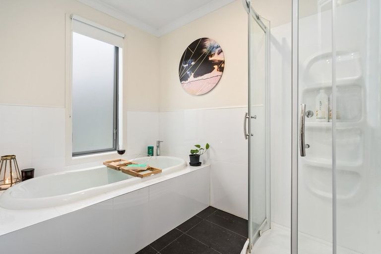 Photo of property in 111a Carlyle Street, Leamington, Cambridge, 3432