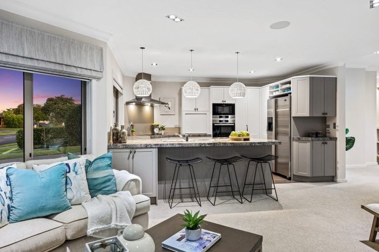 Photo of property in 562 Gloucester Road, Papamoa Beach, Papamoa, 3118