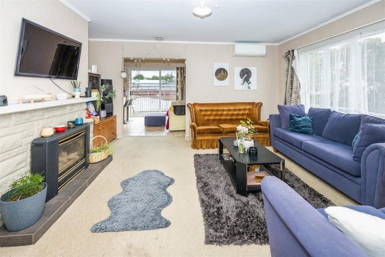 Photo of property in 8 Snead Place, Hamilton East, Hamilton, 3216