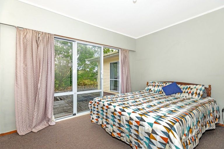 Photo of property in 95 Paremata Road, Tolaga Bay, 4077