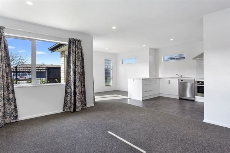 Photo of property in 58 Horoeka Street, Russley, Christchurch, 8042