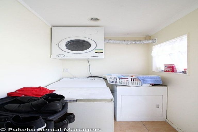 Photo of property in 9 Aronia Way, Goodwood Heights, Auckland, 2105