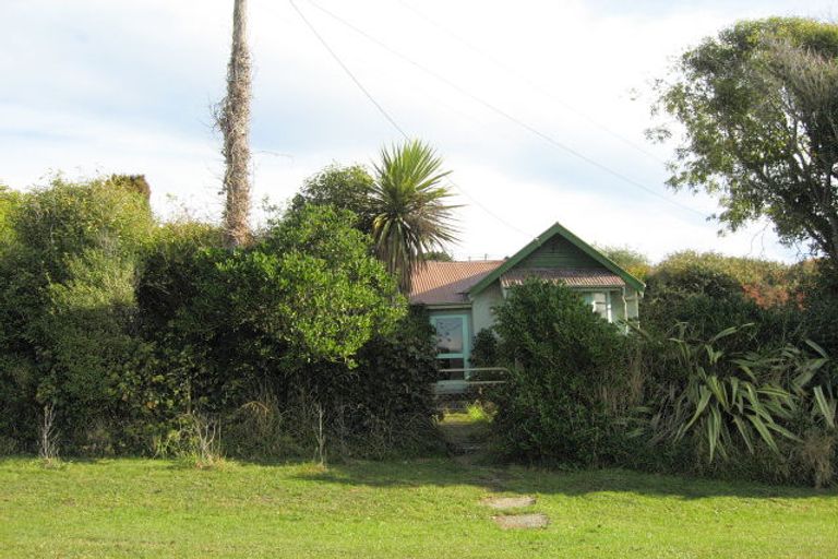 Photo of property in 4 Stirling Street, Kakanui, Oamaru, 9495