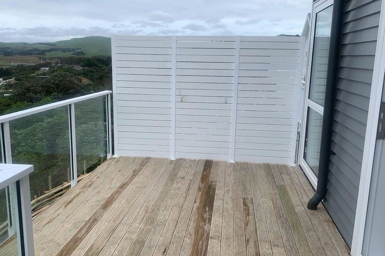 Photo of property in 14 Kopua Place, Whitby, Porirua, 5024