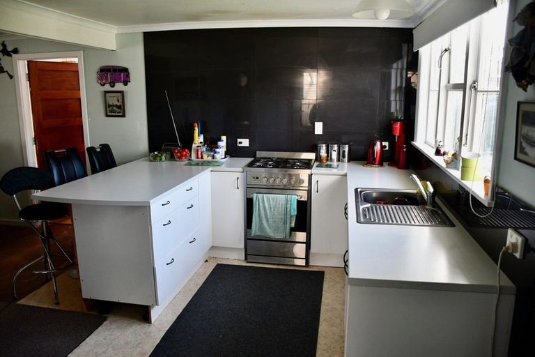 Photo of property in 10 Hunter Street, Karamea, 7893