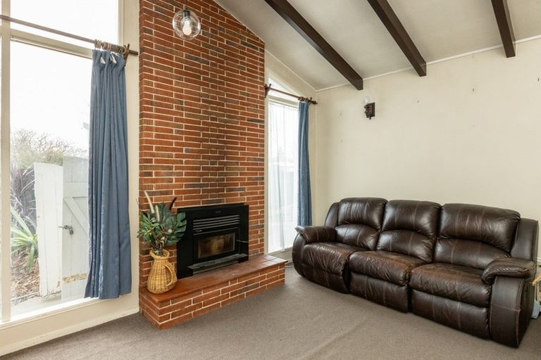 Photo of property in 19 Sefton Street, Havelock North, 4130