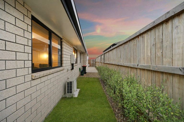 Photo of property in 41 Waruhia Crescent, Rototuna North, Hamilton, 3210