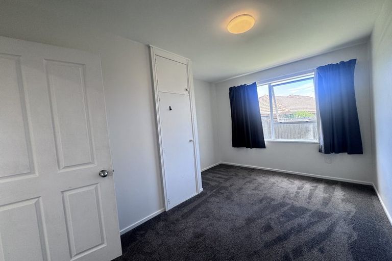 Photo of property in 32 Dunbarton Street, Redwood, Christchurch, 8051