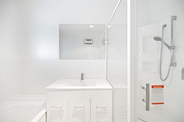 Photo of property in 2 Guy Place, Melville, Hamilton, 3206