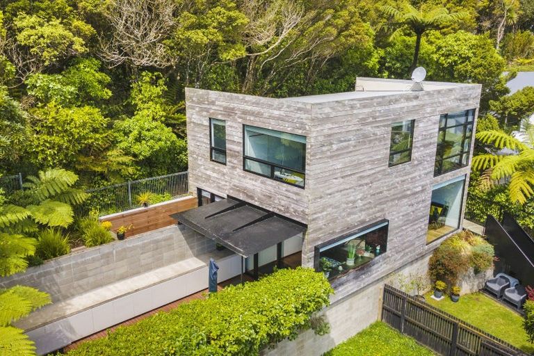 Photo of property in 20a Montgomery Avenue, Karori, Wellington, 6012