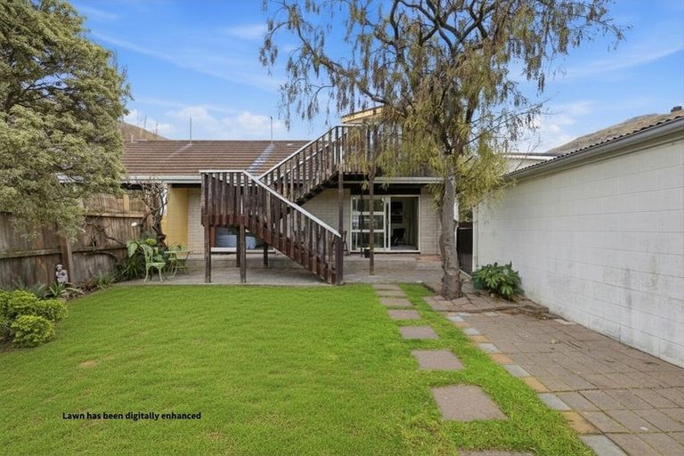 Photo of property in 1/31 Truro Street, Sumner, Christchurch, 8081