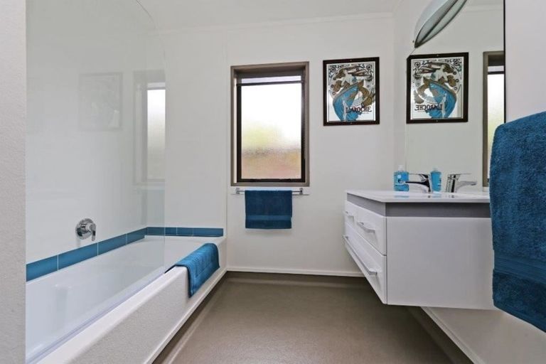 Photo of property in 5 George Place, Havelock North, 4130