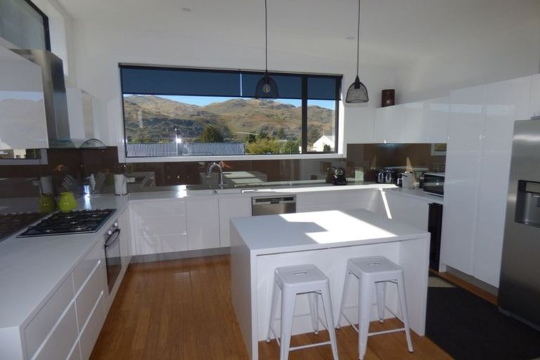 Photo of property in 39b Melmore Terrace, Cromwell, 9310