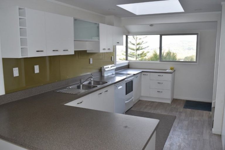 Photo of property in 3 Brenton Place, Whangamata, 3691
