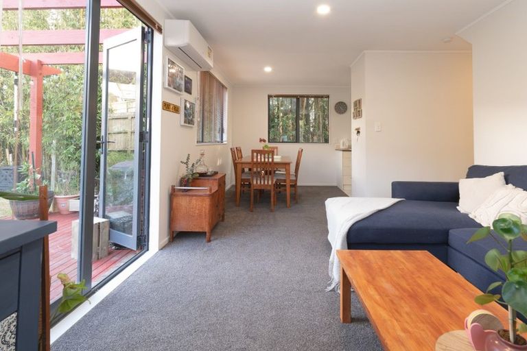 Photo of property in 26 Benchmark Drive, Massey, Auckland, 0614