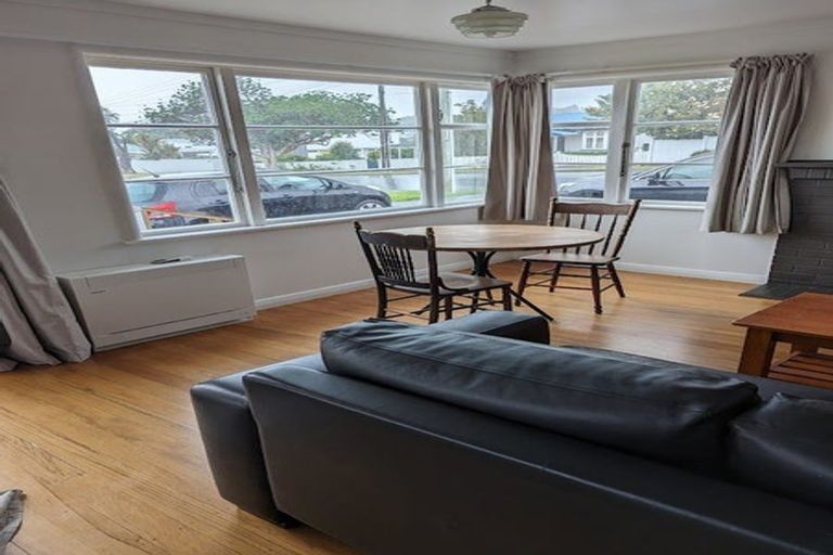 Photo of property in 78 Selwyn Road, Cockle Bay, Auckland, 2014