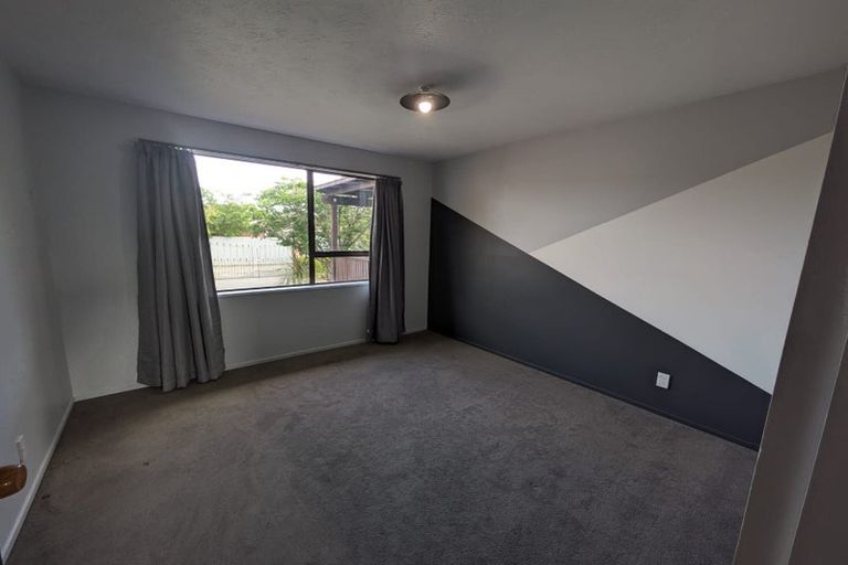 Photo of property in 107a Queenspark Drive, Parklands, Christchurch, 8083