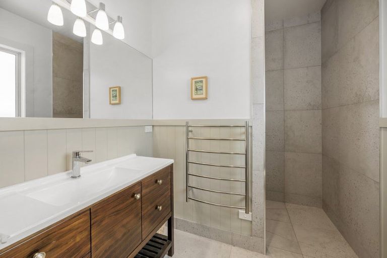 Photo of property in 9 Pukeko Way, Kinloch, Taupo, 3377