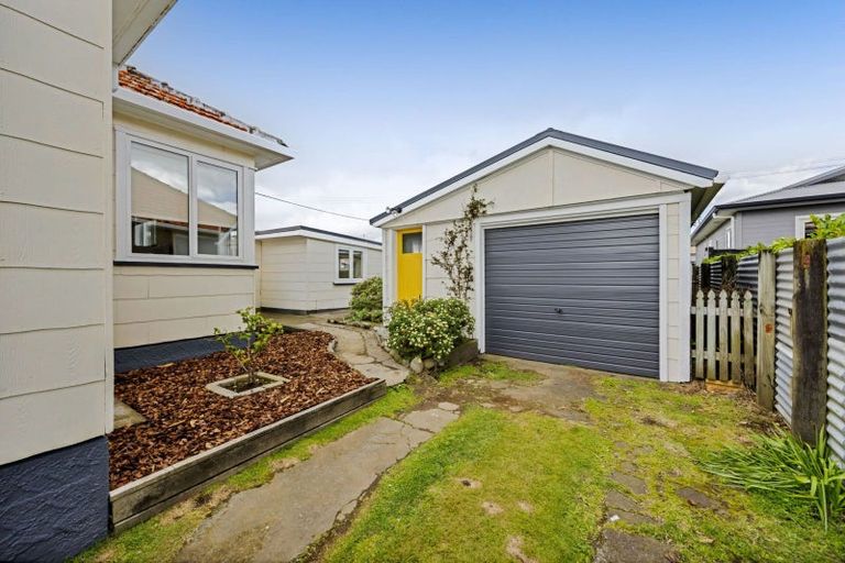Photo of property in 5 Raleigh Street, Vogeltown, New Plymouth, 4310