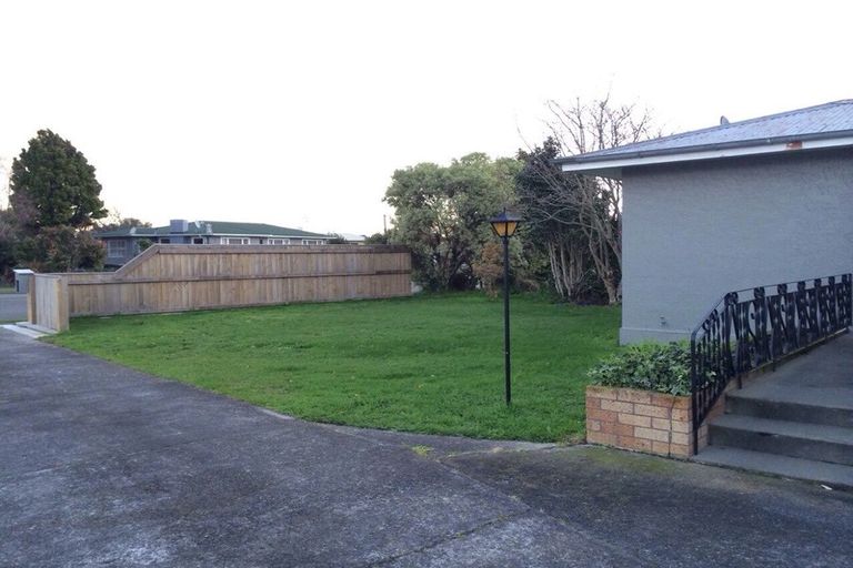 Photo of property in 19 Ilford Place, Awapuni, Palmerston North, 4412