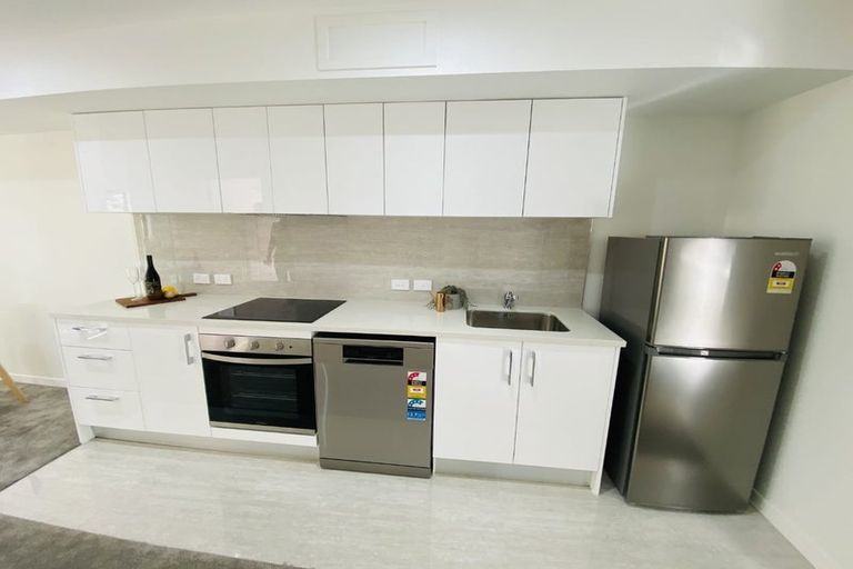 Photo of property in 1/8g Gray Avenue, Mangere East, Auckland, 2024