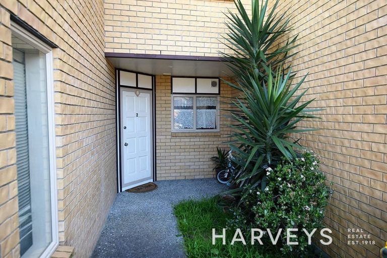 Photo of property in 2/17 Charlenne Close, Ranui, Auckland, 0612