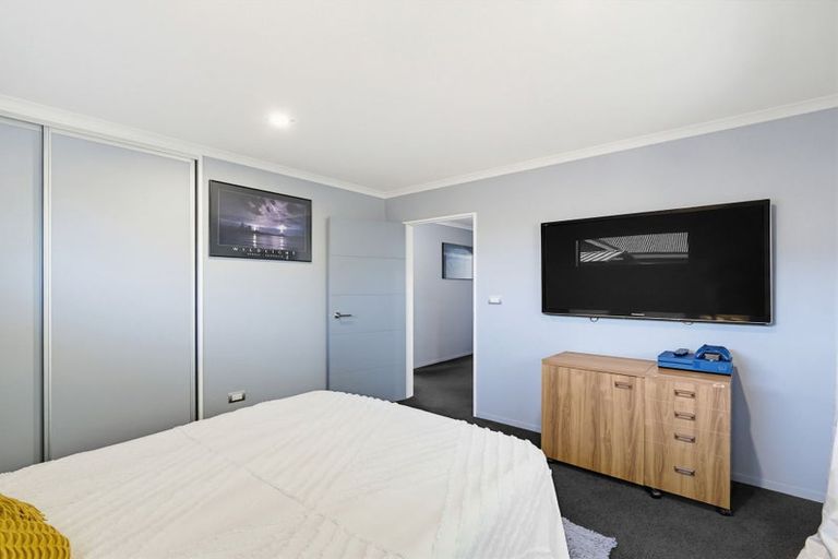Photo of property in 13 Raymond Place, West Melton, 7618