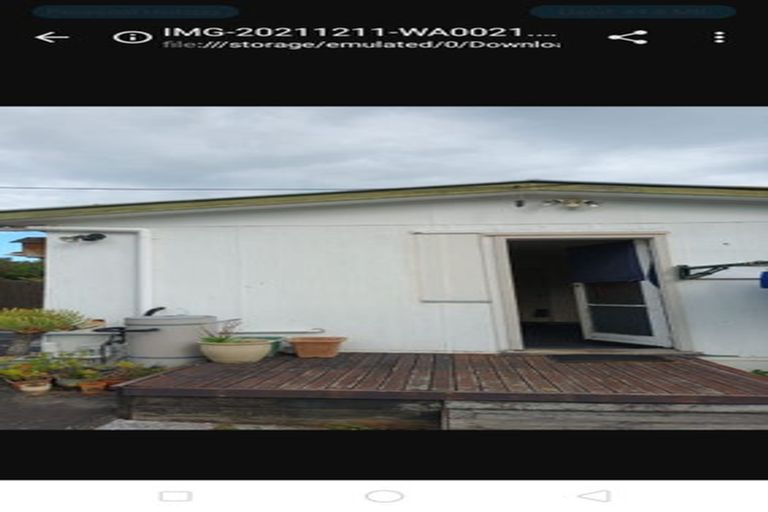 Photo of property in 82a Kelman Road, Kelston, Auckland, 0602