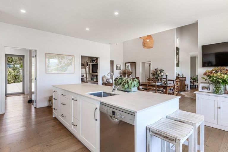 Photo of property in 10 Avignon Place, Fairhall, 7272