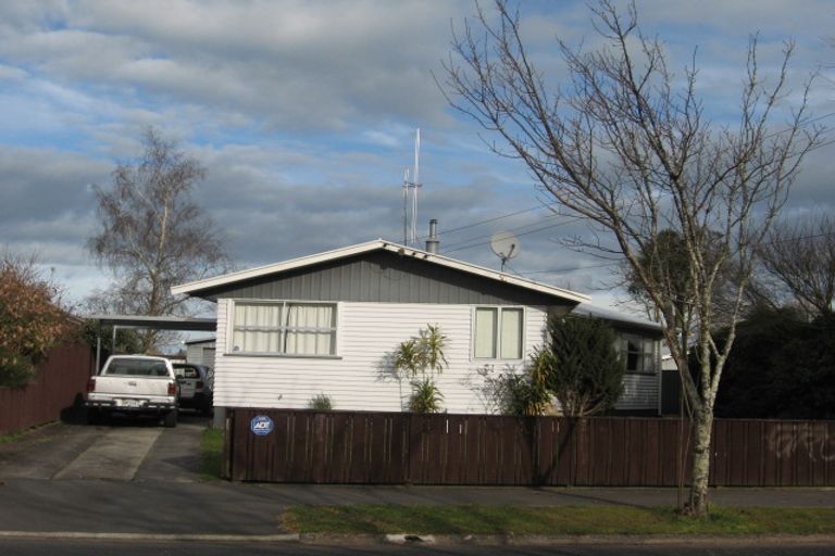 Photo of property in 39 Northolt Road, Fairview Downs, Hamilton, 3214