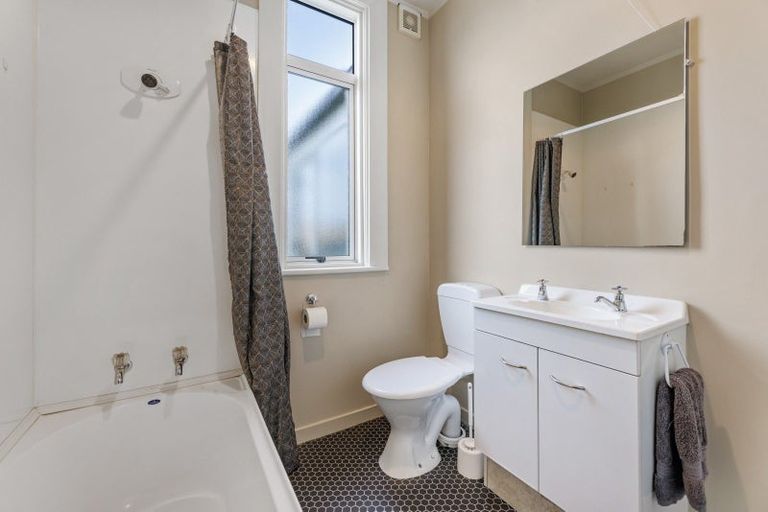 Photo of property in 183 Bay View Road, South Dunedin, Dunedin, 9012