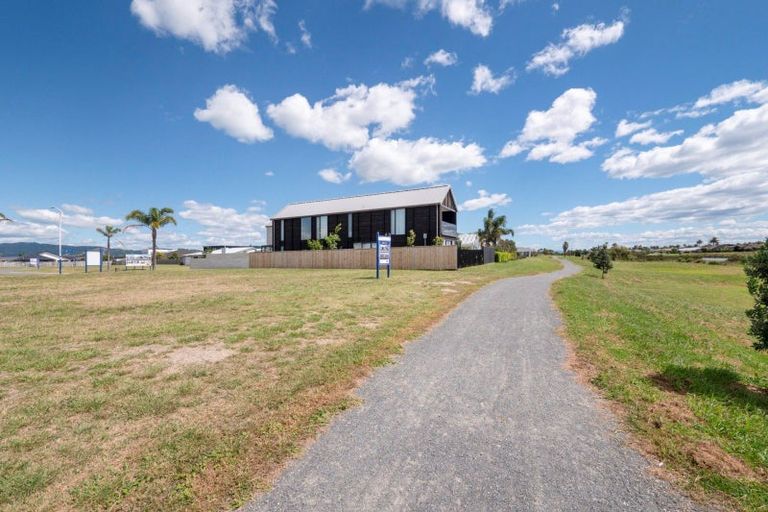 Photo of property in 45 Forstera Way, Papamoa Beach, Papamoa, 3118