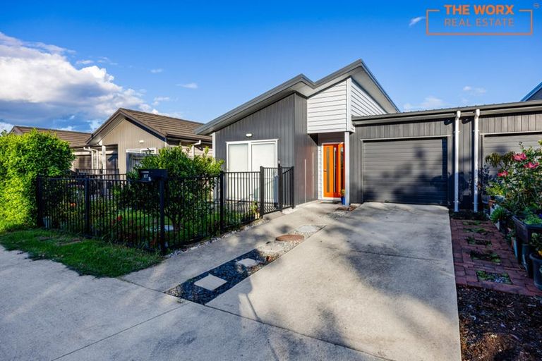 Photo of property in 87 Kuaka Drive, Takanini, 2112