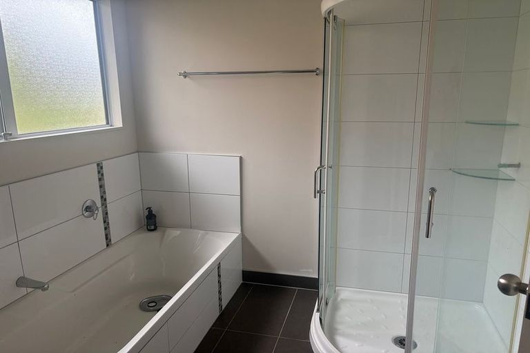 Photo of property in 18a Kapiti Crescent, Titahi Bay, Porirua, 5022